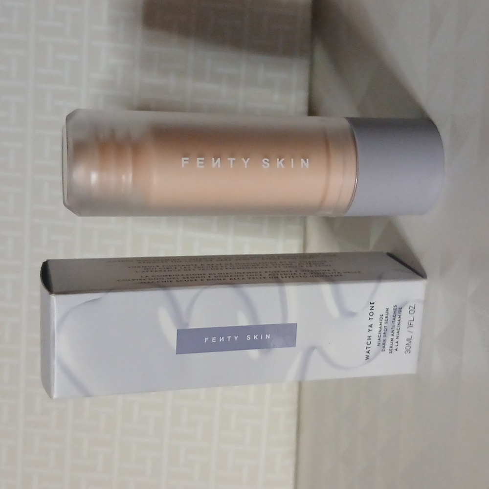 NIB Fenty Skin Watch Ya Tone Niacinmide Dark Spot Serum 30 Ml